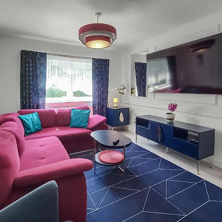 Amazing Apartment In Kolobrzeg With Kitchen * Колобжег